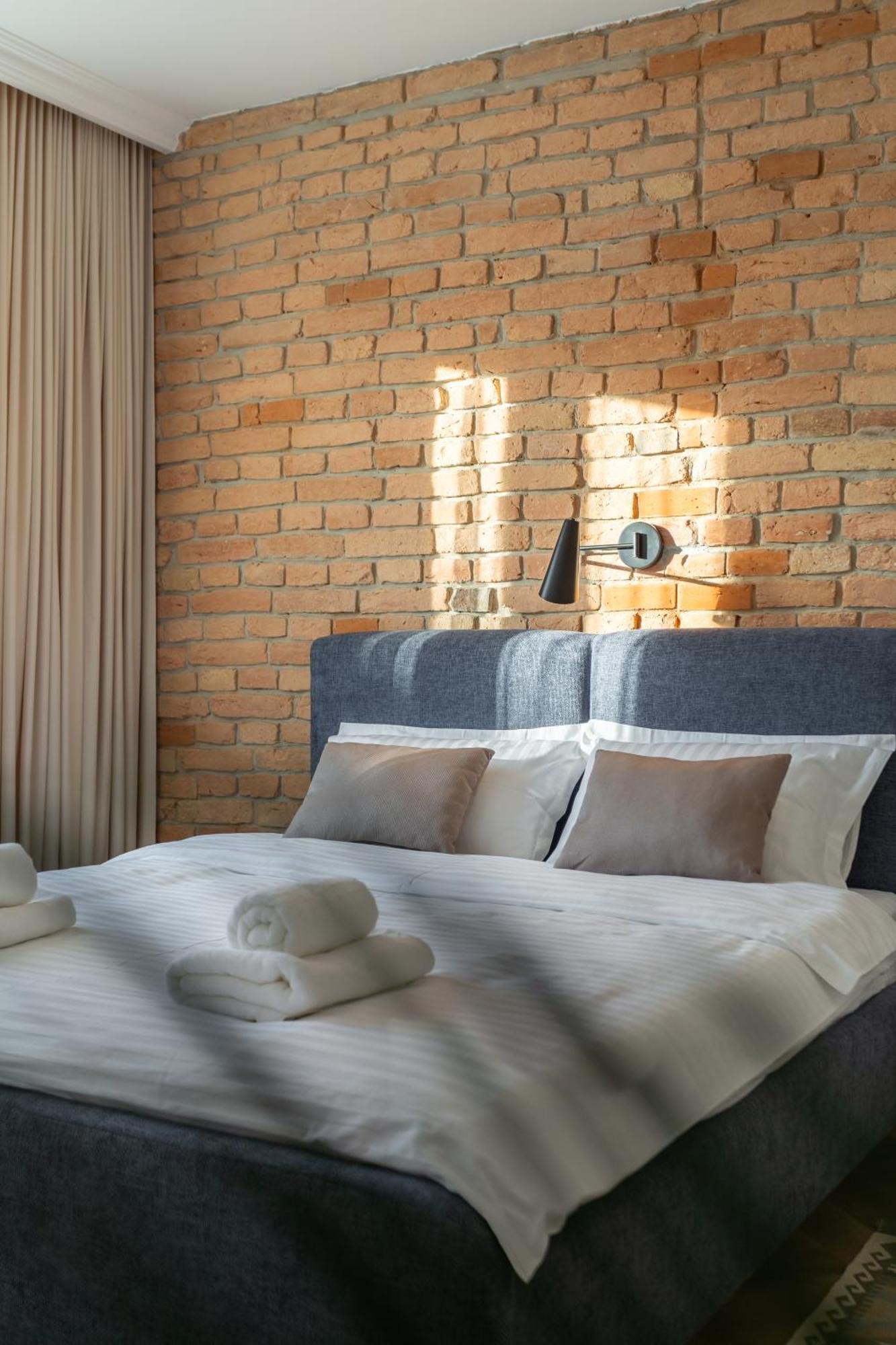 "M&D Apartmentslviv" Ultra Lux Rynok Square, 6Person Екстер'єр фото